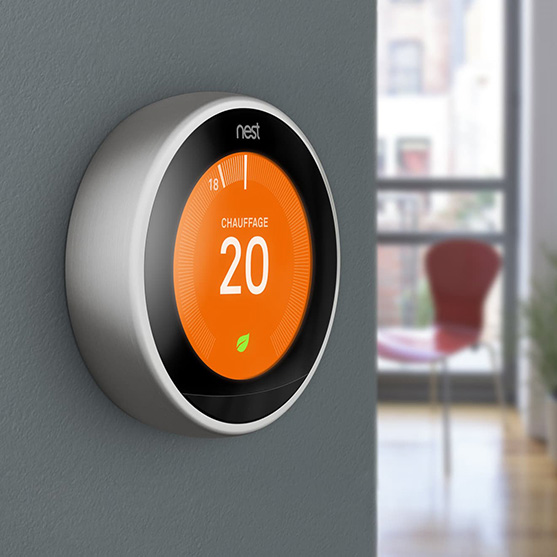 Il y a à peine quatre ans, avant que le Nest Learning Thermostat ne soit lancé sur le marché, personne ne pensait à cette boîte beige sur le mur.